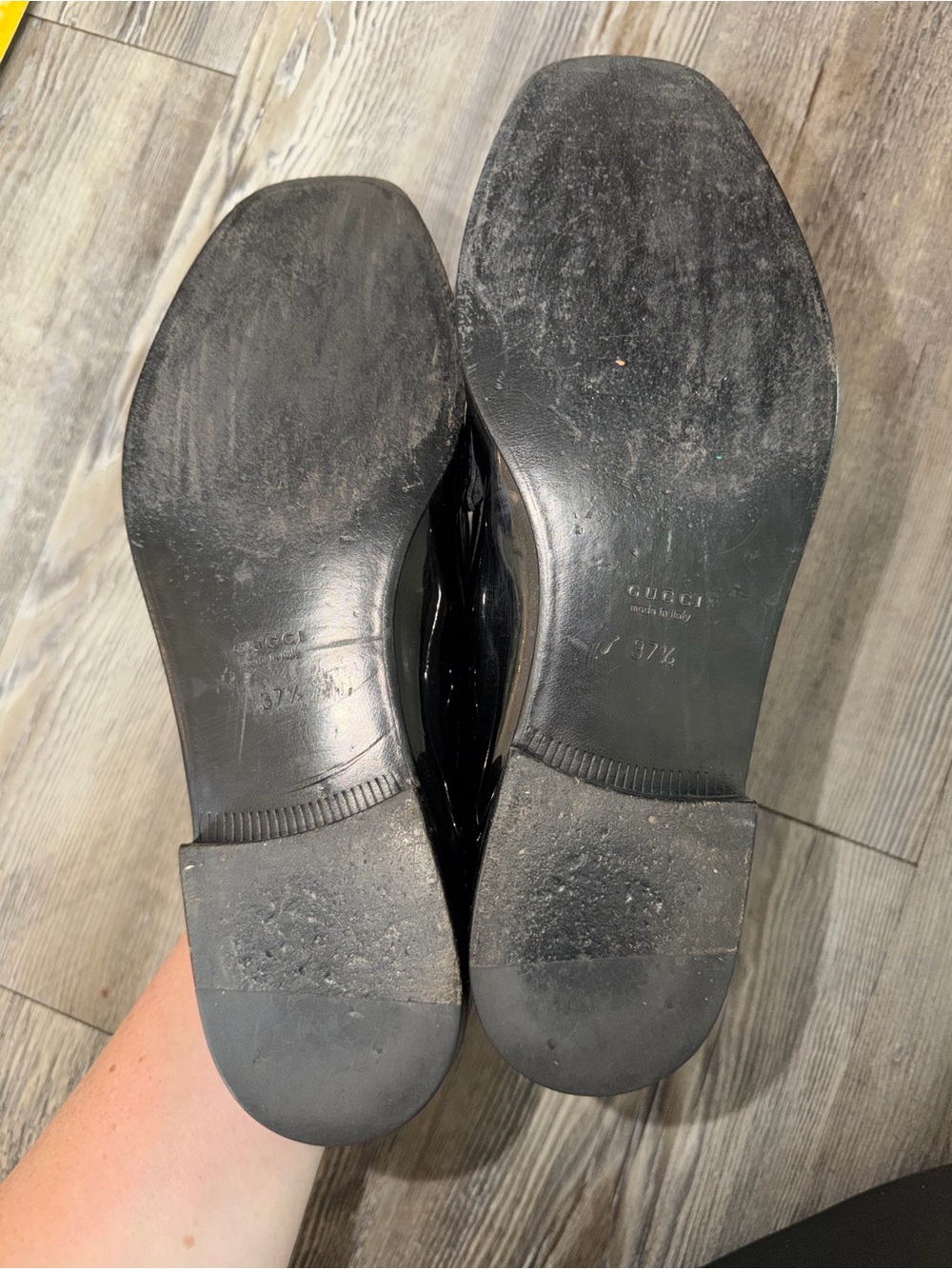 Gucci Black Patent Leather Loafers with Gold Horsebit - Picture 7 of 10